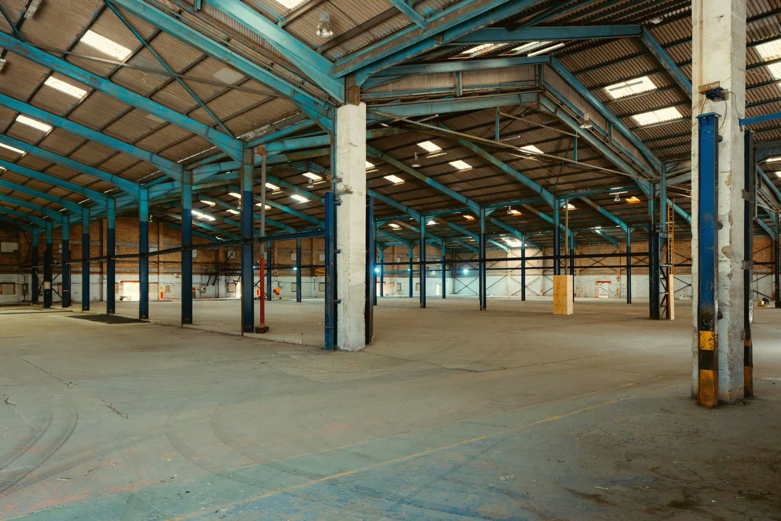 Ironworks: London Gets a 7,000-Capacity Warehouse on the Thames in October 2026