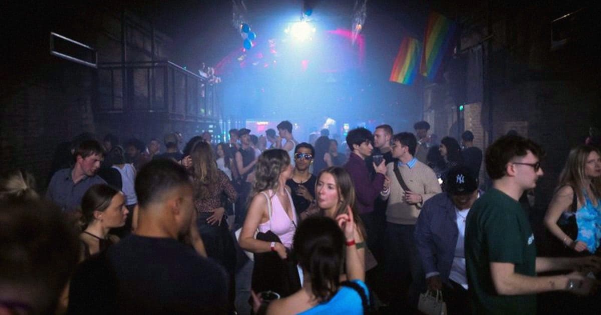The Bar Tab Is Keeping the Lights On, and Gen Z Is Closing It Early